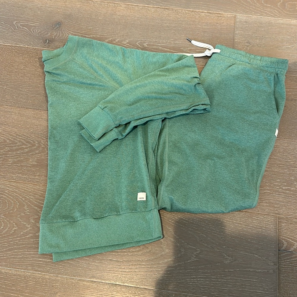 Vuori Jogger and Seeatshirt